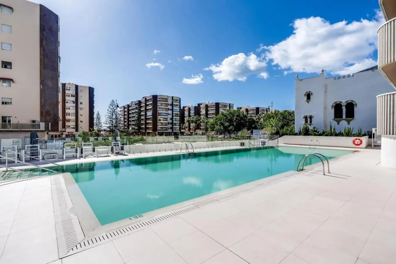Jade Tower Fuengirola 2Br Perfect Location Apartment