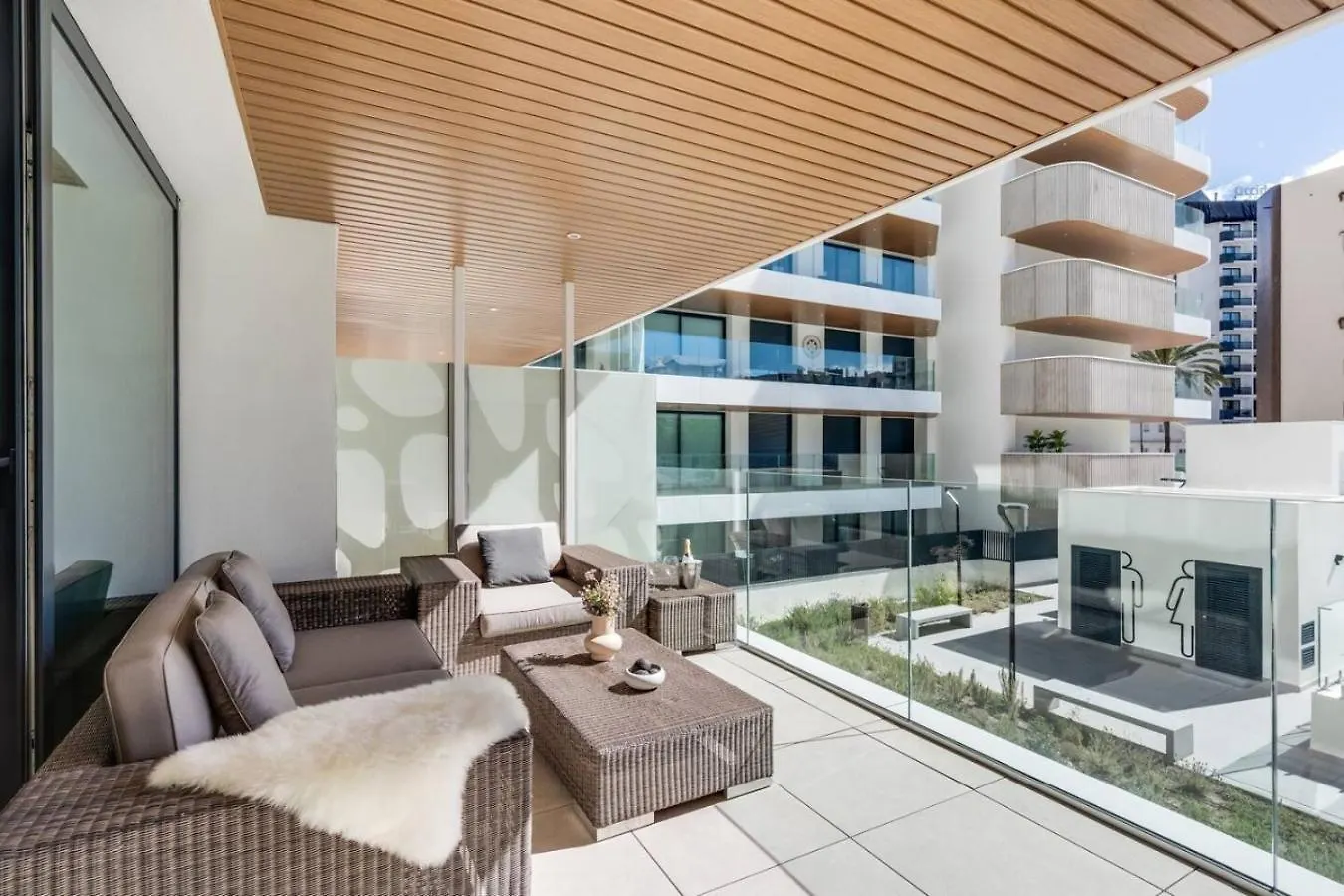 Jade Tower Fuengirola 2Br Perfect Location Apartment 0*,  Spain